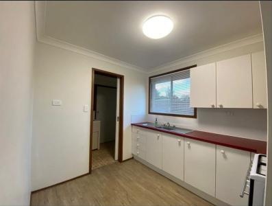 19 Copperfield Drive, Rosemeadow, NSW 2560, Australia