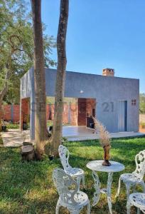 San Roque, Aregua, a 2 cuadras de la Ruta Aregua , Areguá, Central 00001, Paraguay