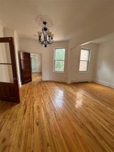 285-287 14e Avenue, Montréal (Lachine), Quebec H8S 3L1, CANADÁ