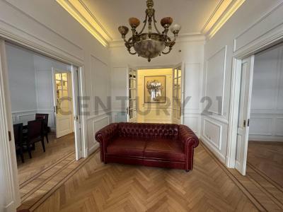 Esmeralda 1300, Retiro, Capital Federal 00001, Аргентина