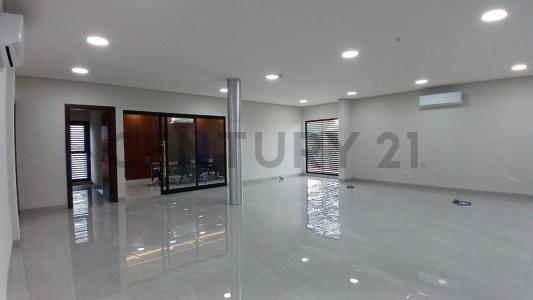 Este, Santa Cruz 00001, Bolivia