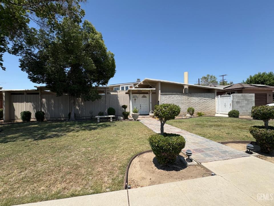 1313 Quincy Street, Delano, Californie 93215, États-Unis