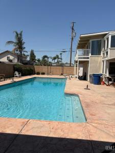 1313 Quincy Street, Delano, California 93215, USA