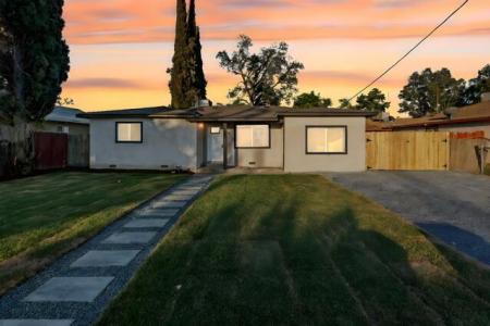 916 N Mooney Boulevard, Visalia, California 93291, USA