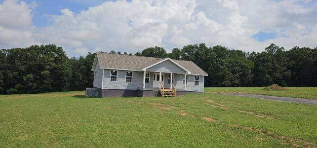 1368 Bennie Camp Road, Dunlap, Tennessee 37327, USA