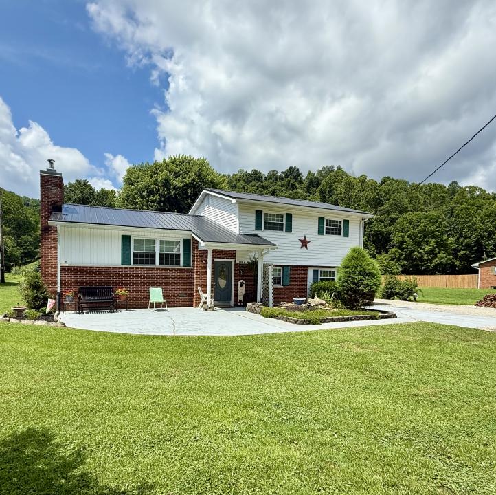 1760 Fudges Creek Road, Ona, Virgínia Ocidental 25545, Estados Unidos