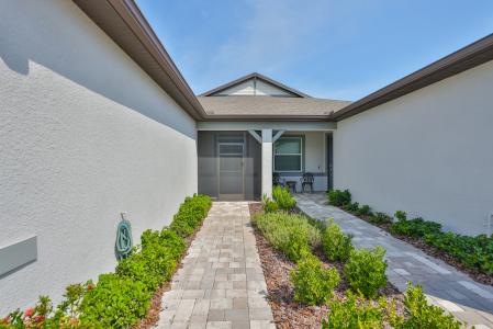 9244 Ballaster Pointe Lp, Parrish, Florida 34219