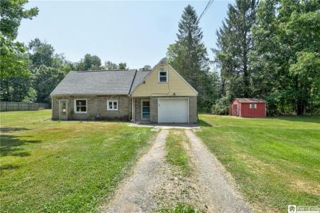 216 Shadyside Ave., Lakewood, Nowy Jork 14750, USA