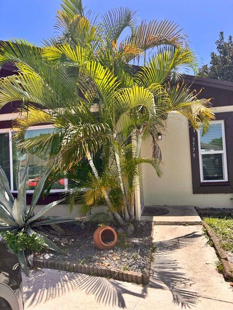 3779 Mil Pond Court, Greenacres, Flórida 33463, Estados Unidos
