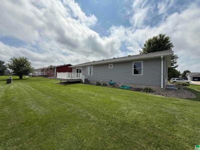 1136 13th Street NE, Sioux Center, 愛荷華州 51250, 美國