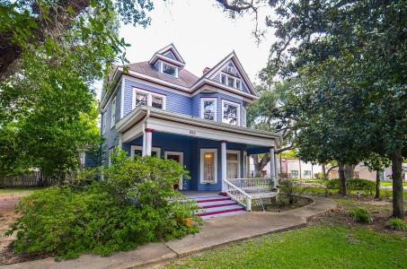 806 Austin Street, Richmond, Texas 77469, USA