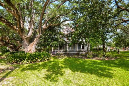 806 Austin Street, Richmond, Texas 77469, USA