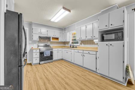 739 Poplar St., Toccoa, Джорджия 30577, Соединенные Штаты