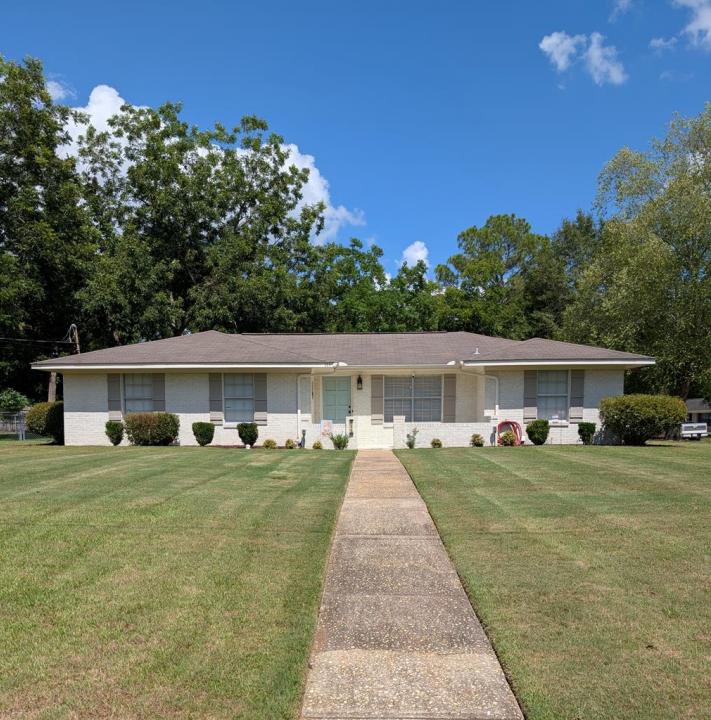 115 Armstrong Street, Headland, Алабама 36345, Соединенные Штаты