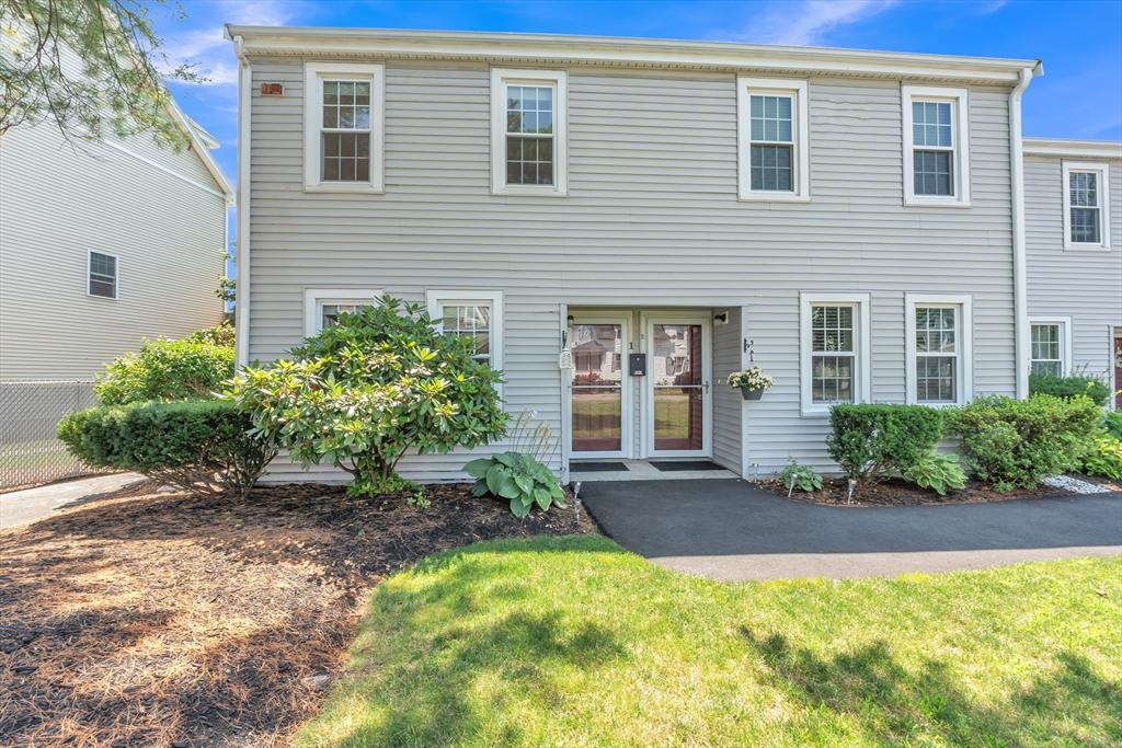 52 Warren St , 1, Peabody, Massachusetts 01960, Estados Unidos