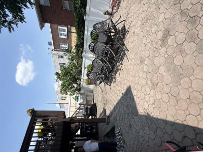385A Roosevelt St, Fairview, New Jersey 07022, États-Unis