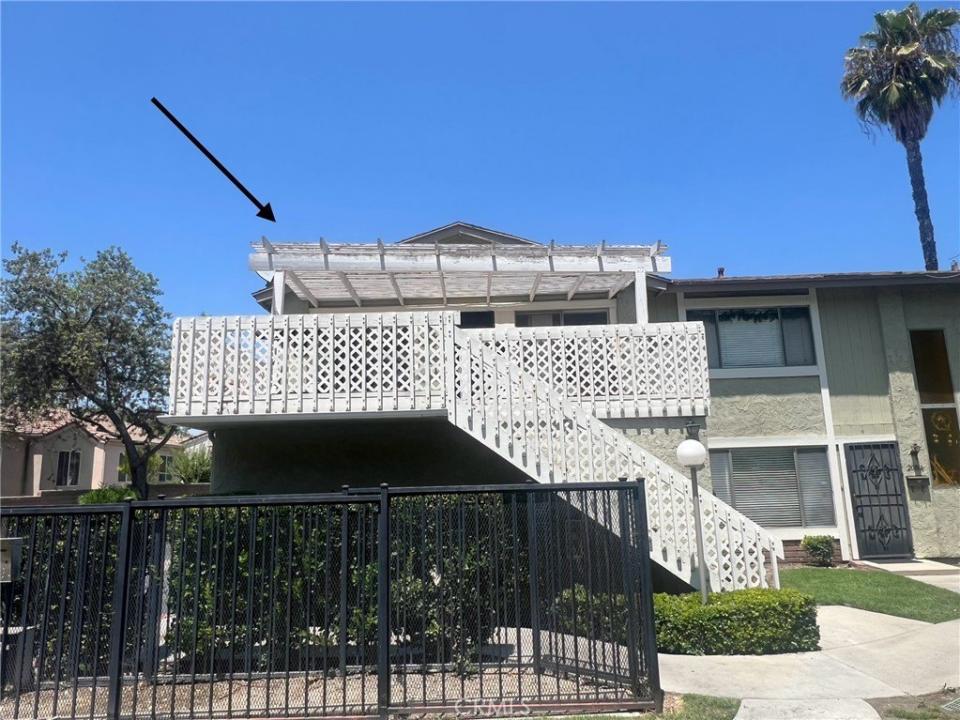 2001 E. Aroma, West Covina, カリフォルニア 91791, アメリカ合衆国