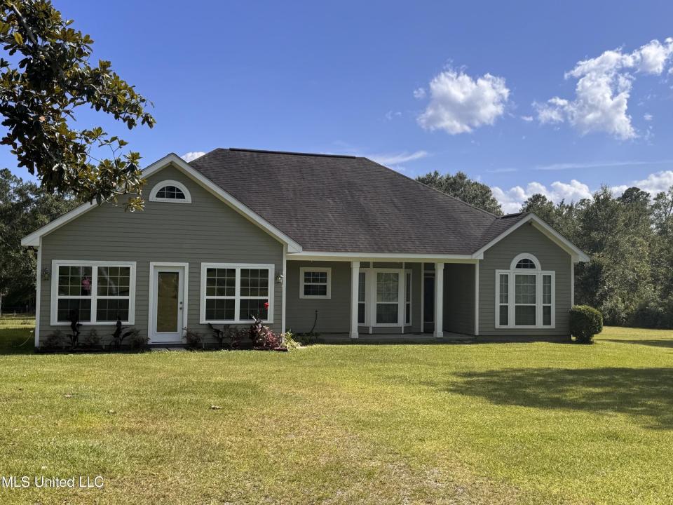 2855 Firetower Road, Kiln, Mississippi 39556, Estados Unidos