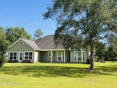 2855 Firetower Road, Kiln, Mississippi 39556, Estados Unidos