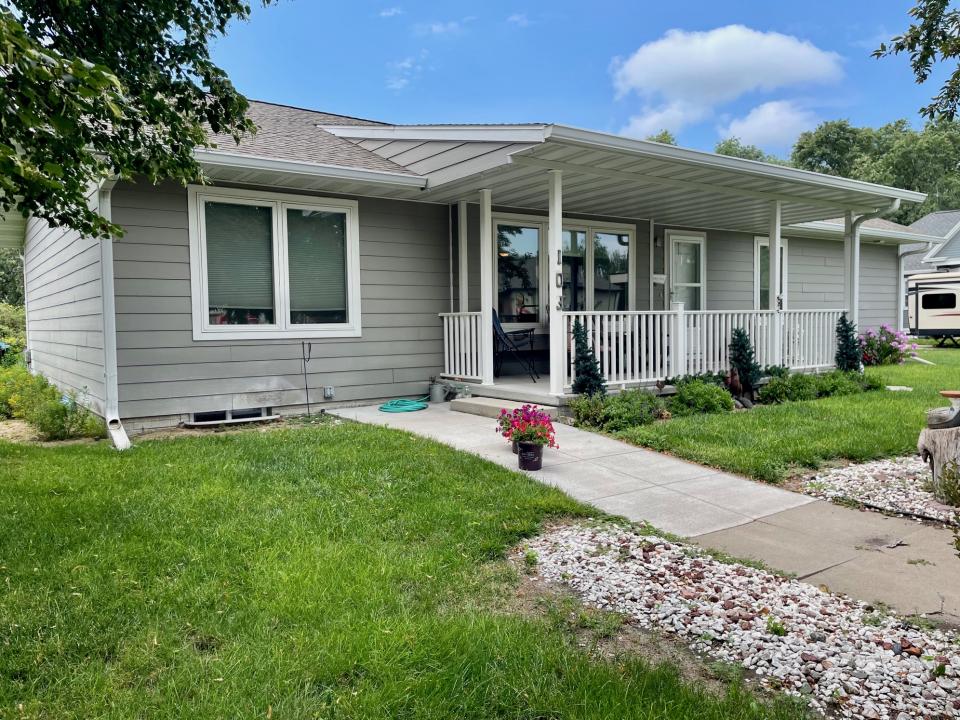 103 Center Street, Gibbon, Nebraska 68840-0598, Stati Uniti