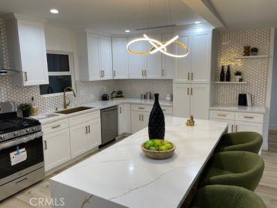 20406 Londelius Street, Winnetka, Californie 91306, États-Unis
