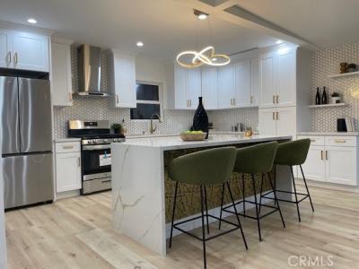 20406 Londelius Street, Winnetka, Californie 91306, États-Unis