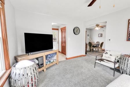 615 S 8th Avenue W, Newton, Iowa 50208, Estados Unidos