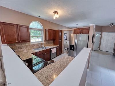 23435 Wainwright Terrace, Olmsted Falls, Ohio 44138, USA