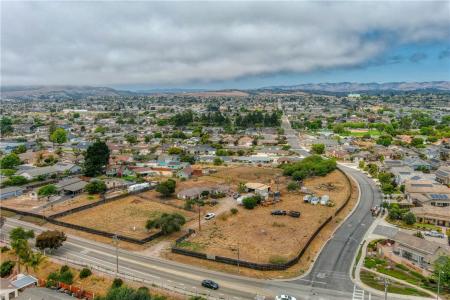 1591 1601 Farroll Road, Grover Beach, 加州 93433, 美國