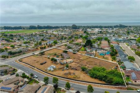 1591 1601 Farroll Road, Grover Beach, California 93433, USA