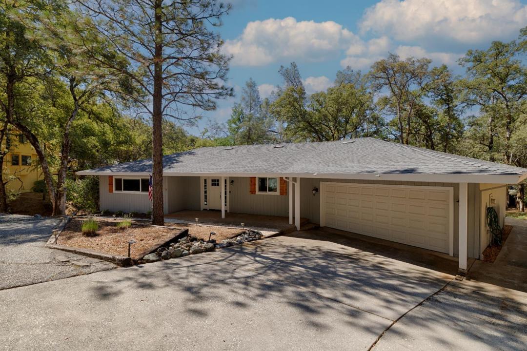 11892 Warbler Way, Penn Valley, California 95946, Estados Unidos