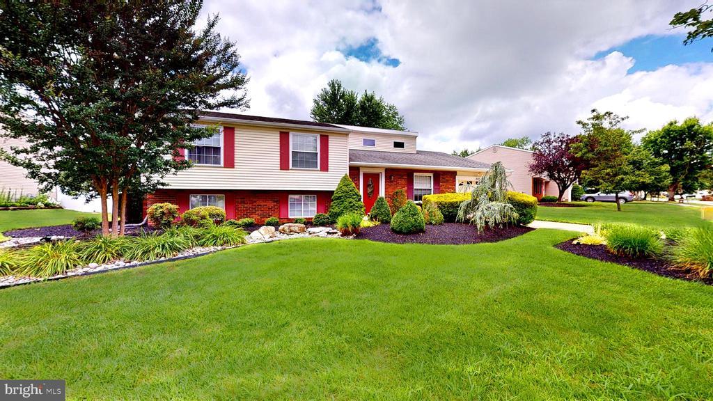 205 Woodbine Drive, Marlton, New Jersey 08053, USA