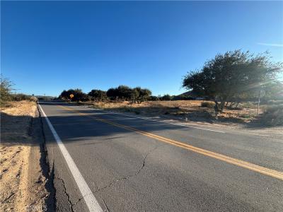 1 Coleridge Road, Oak Hills, Califórnia 92344, Estados Unidos