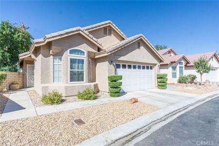 11342 Sawgrass Bend, Apple Valley, California 92308, USA
