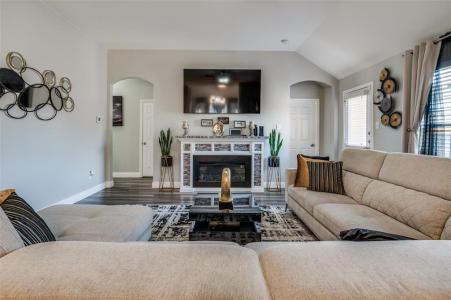 1933 Rainwater WAY, Lancaster, Texas 75146, Estados Unidos