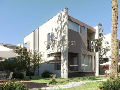 Qendra Tregtare TEG, Tirana, Albania