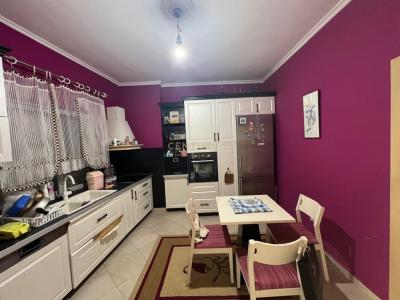 Fresku, Tirana, Albania