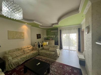 Fresku, Tirana, Albania