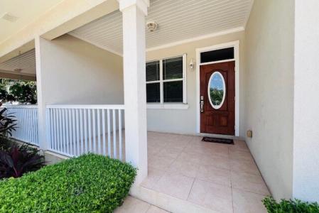 SHAMROCK ROAD IMMACULATE DUPLEX 2/2[, Shamrock Road, Lower Valley, Grand Cayman, Ilhas Caimão