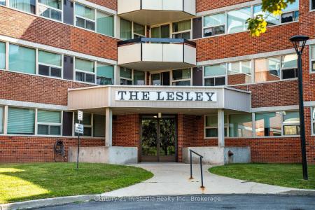 860 9TH STREET E, Owen Sound, 安大略省 N4K 1R2, 加拿大