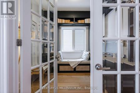 712 GILMOUR CRESCENT, Shelburne, Ontario L0N 1S3, CANADÁ