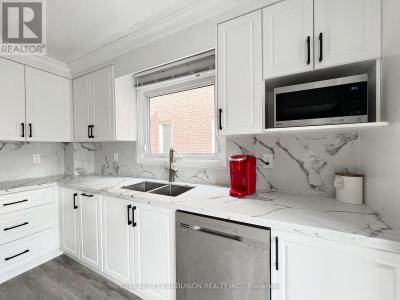 3333 HARGROVE ROAD NORTH, Mississauga (erin Mills), 安大略省 L5L 4E6, 加拿大