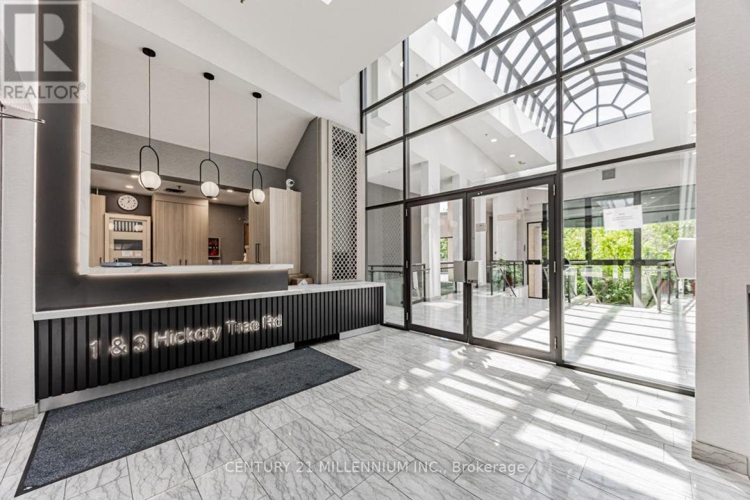 3 HICKORY TREE ROAD, Toronto (weston), Ontario M9N 3W5, CANADÁ