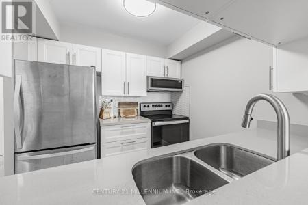 3 HICKORY TREE ROAD, Toronto (weston), Ontario M9N 3W5, CANADÁ