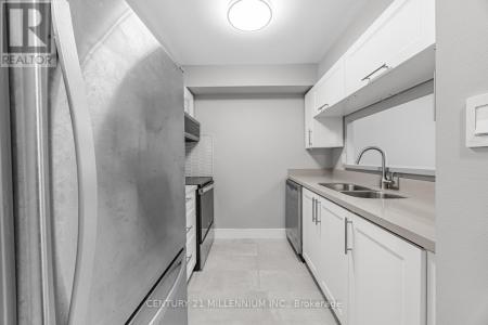 3 HICKORY TREE ROAD, Toronto (weston), Ontario M9N 3W5, CANADÁ