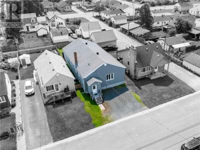 39 VAUGHAN, Capreol, 온타리오주 P0M 1H0, 캐나다