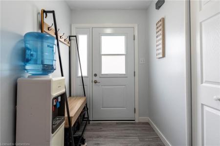 100 CARMINE STREET, Cambridge, Ontario N3C 3Z4, Canada