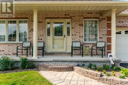 64 JAMES STREET, Penetanguishene, Ontario L9M 2J1, Canada