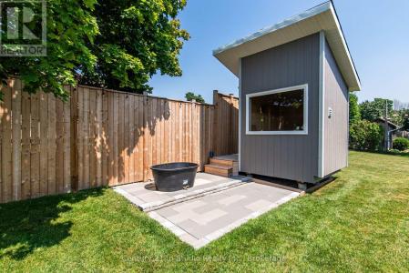 423 ST CLAIR COURT, Kincardine, オンタリオ N2Z 3B4, カナダ