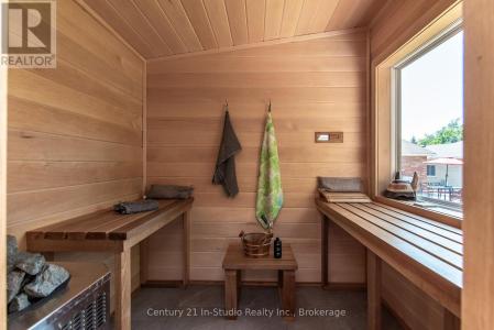 423 ST CLAIR COURT, Kincardine, オンタリオ N2Z 3B4, カナダ